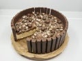 NO BAKE CHEESECAKE with KITKAT Spread				